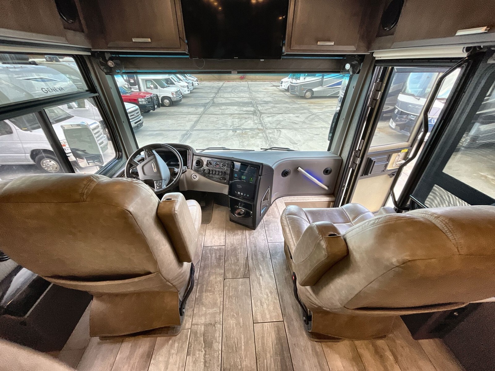 2020 Thor Motor Coach Tuscany