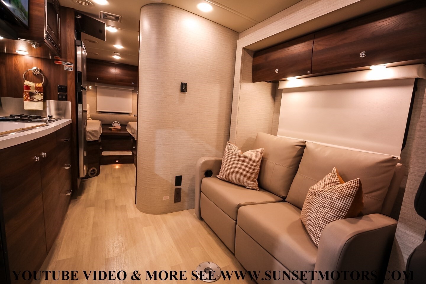 2021 BAY MIST II WINNEBAGO VIEW --