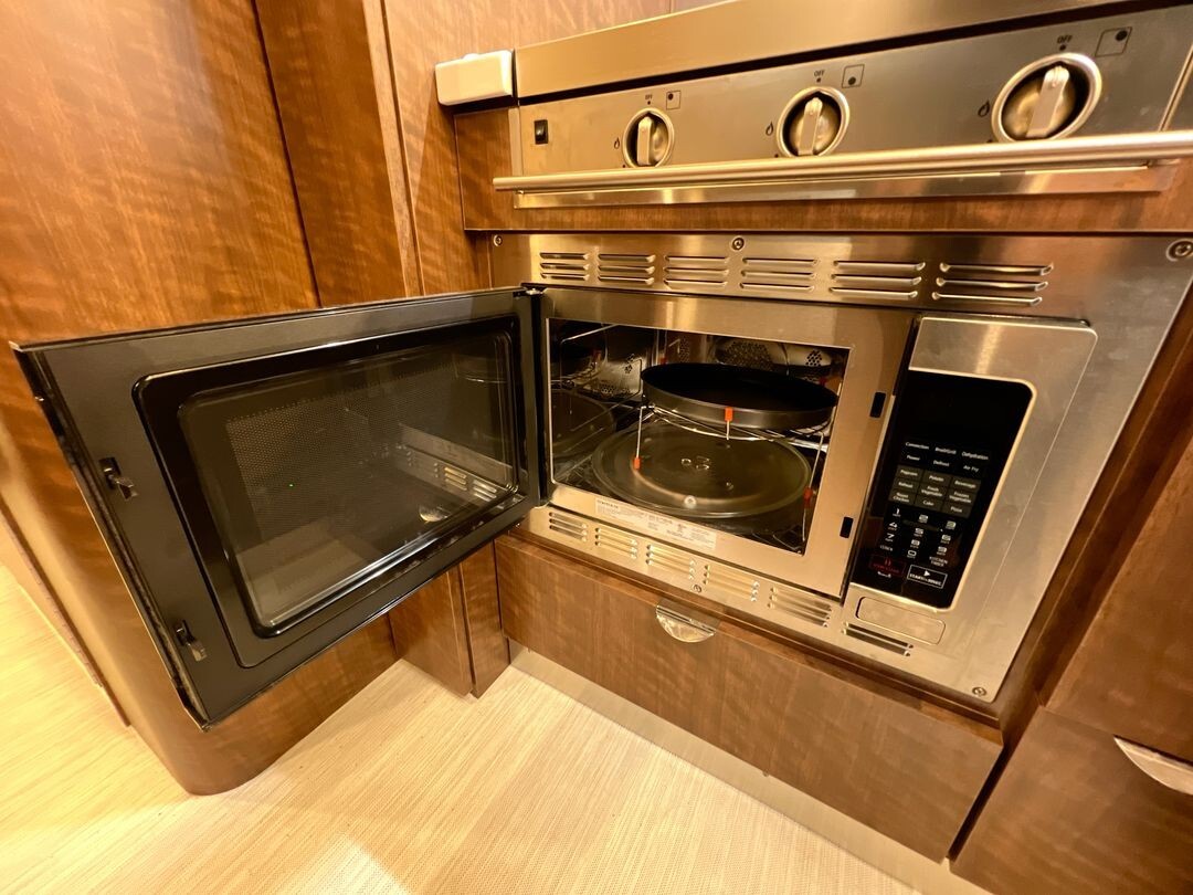 2022 Airstream Globetrotter