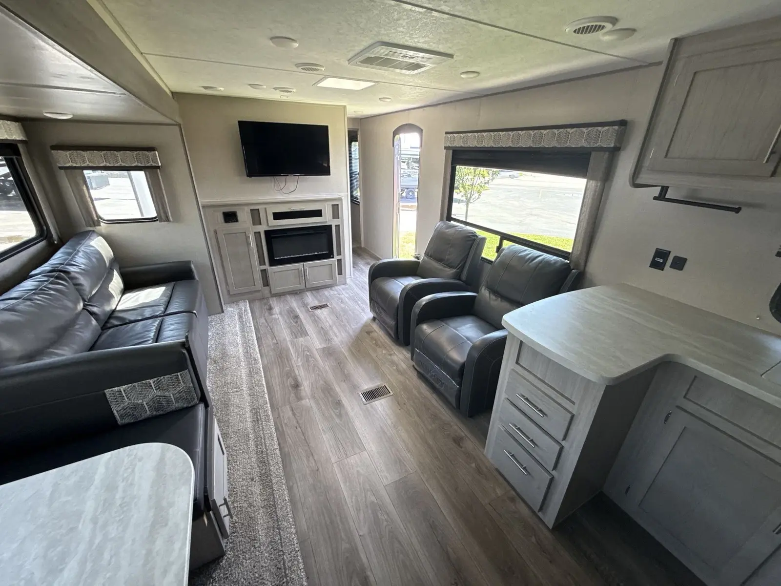 2022 Coachmen Catalina TT