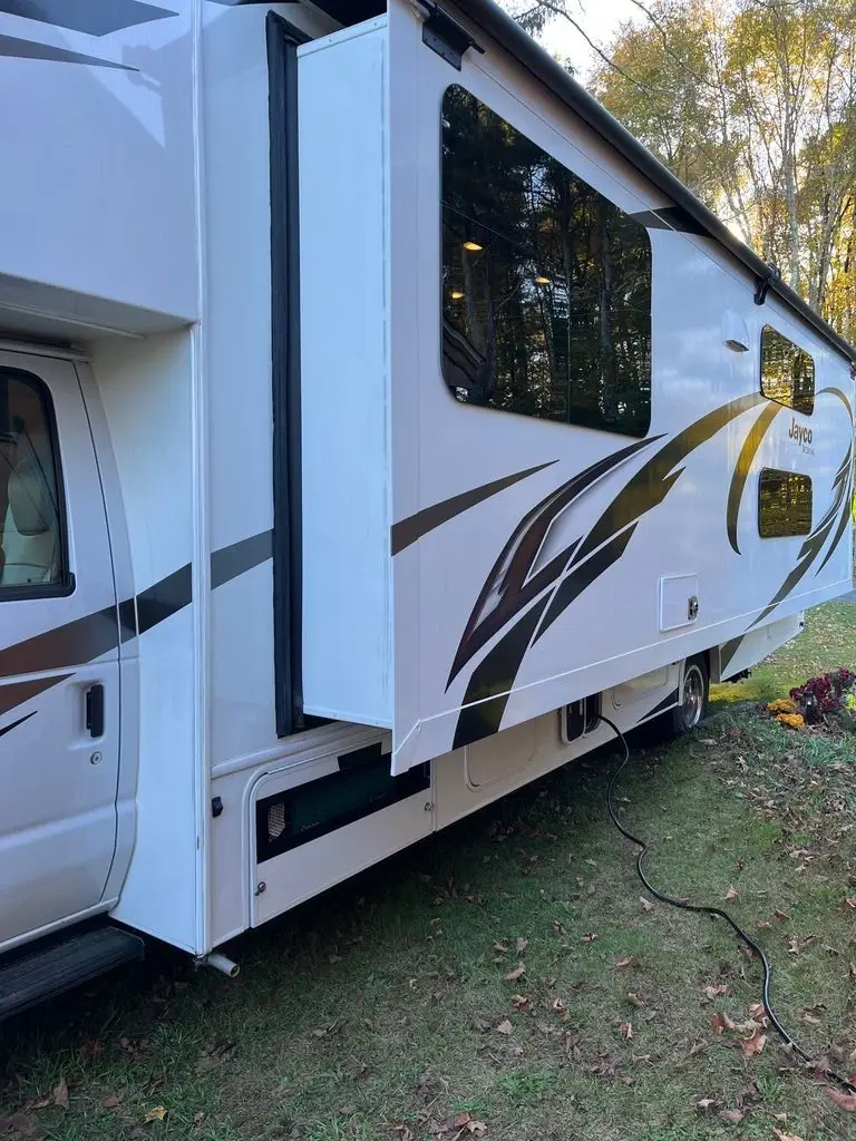 2022 Jayco Redhawk Class C Motorhome