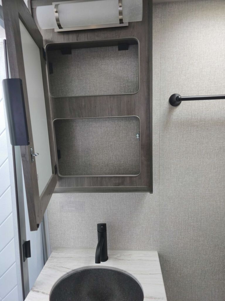 2022 Lance Travel Trailer Travel Trailer