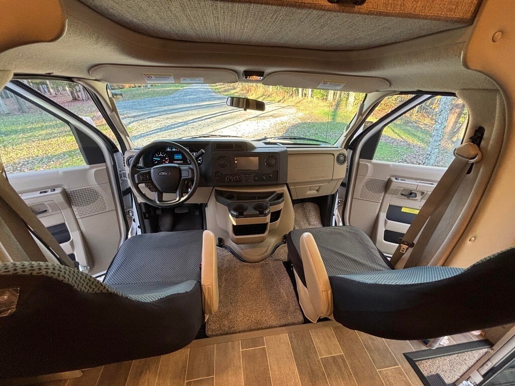 2022 Thor Motor Coach Chateau Motorized Class C