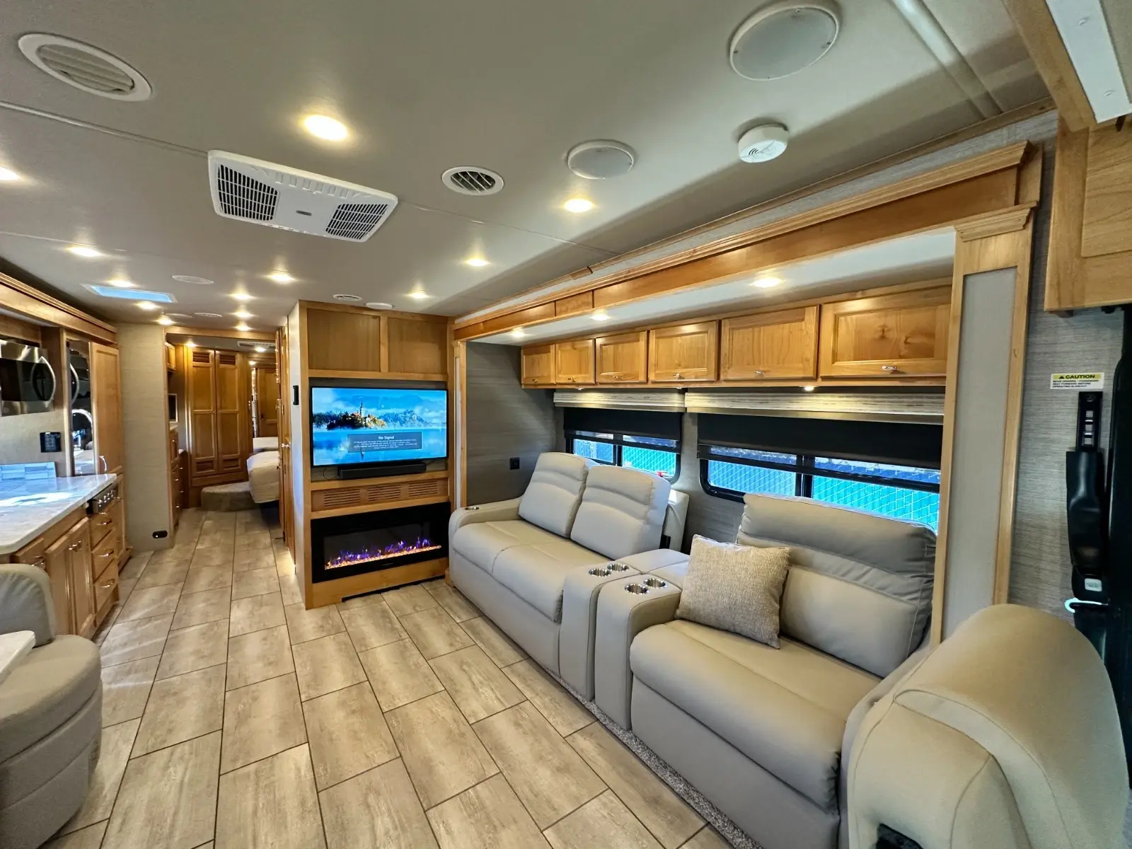 2022 Tiffin Allegro Red 340 33AL