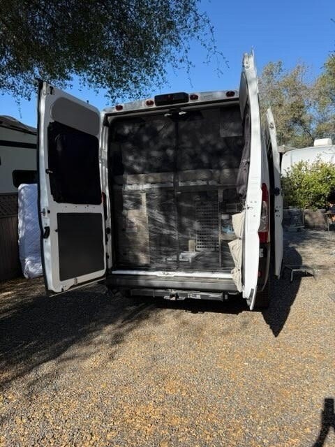 2022 Winnebago Solis Pocket Motorized Class B