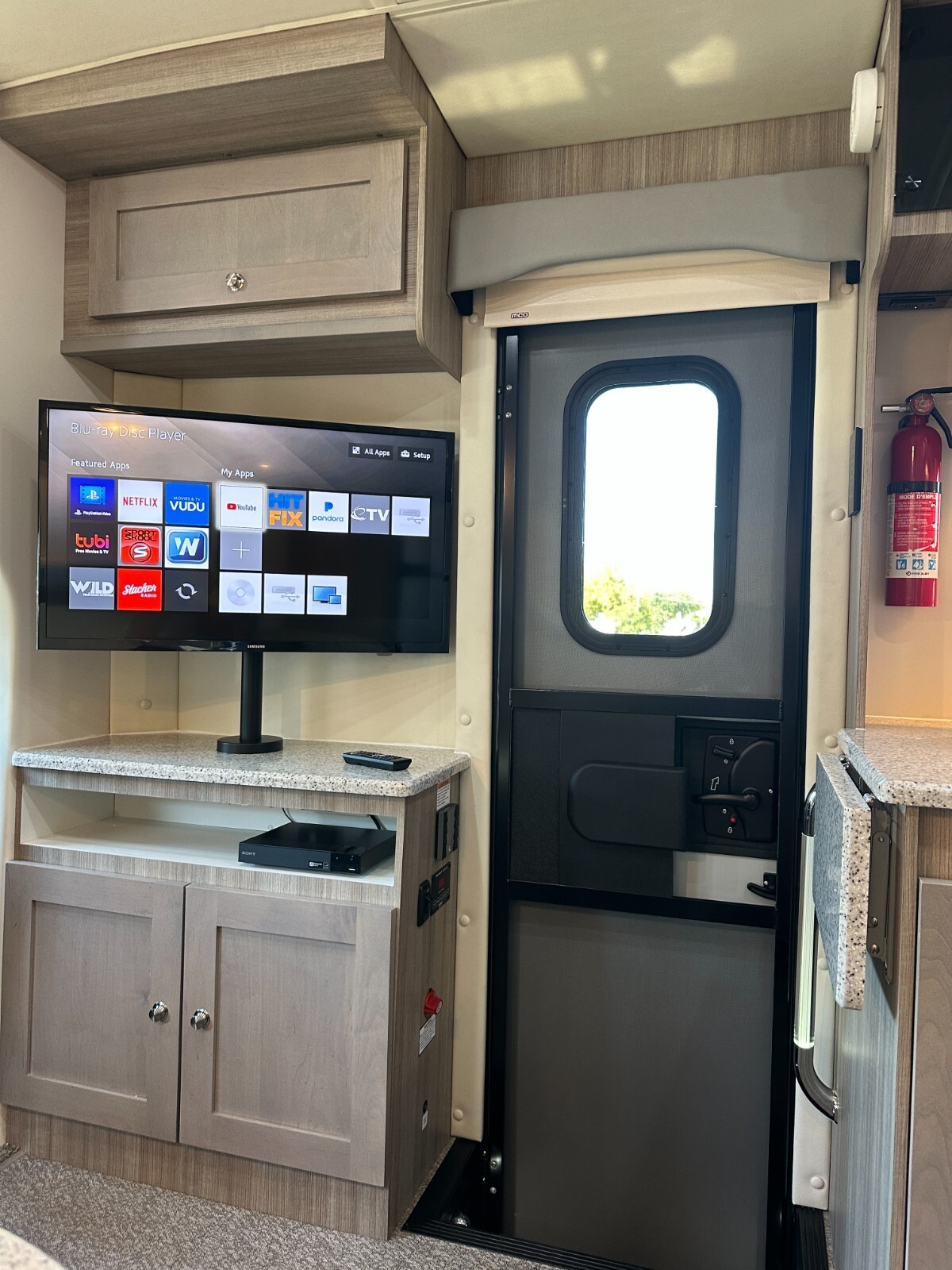 2023 Coach House Platinum III 250DT