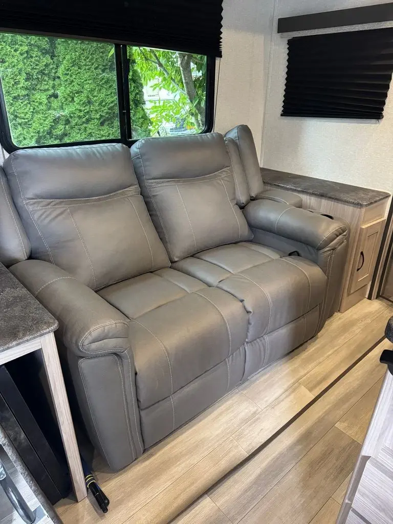 2023 Coachmen Northern Spirit Ultra Lite Travel Trailer