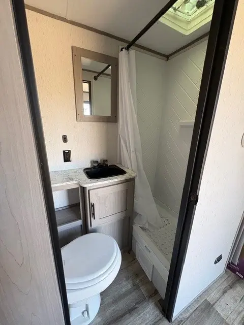 2023 Dutchmen Coleman Lantern LT Travel Trailer