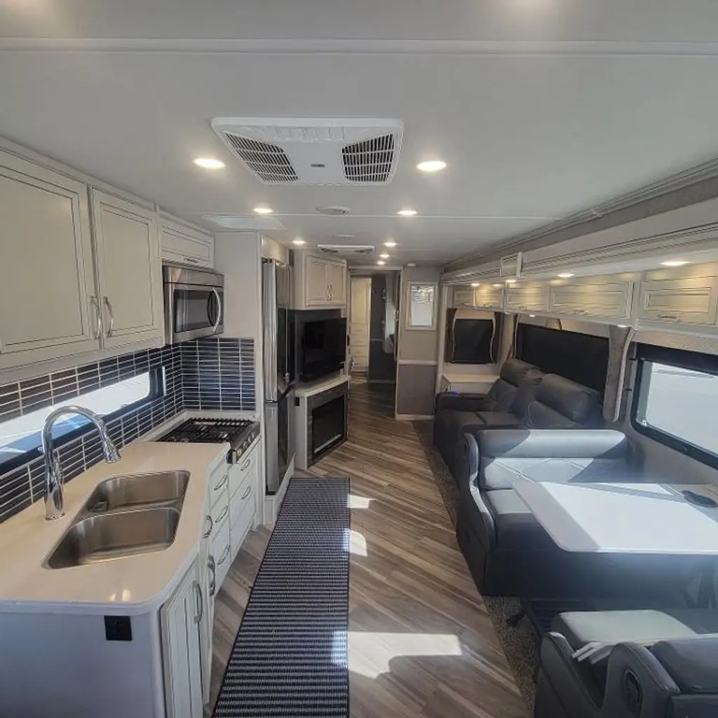 2023 Fleetwood Bounder Class A Motorhome