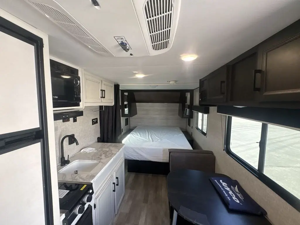 2023 Jayco Jay Flight SLX
