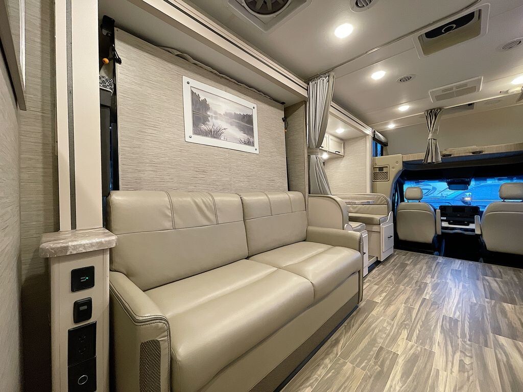 2023 Thor Motor Coach Four Winds Sprinter
