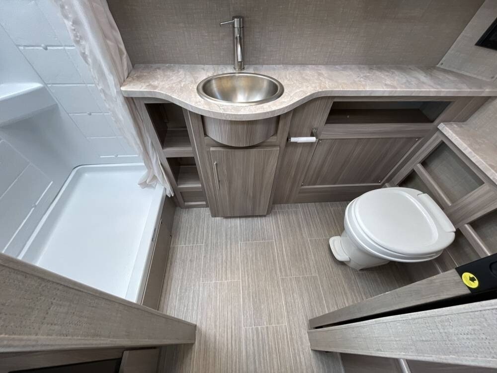 2023 Thor Motor Coach Gemini AWD Motorized Class C