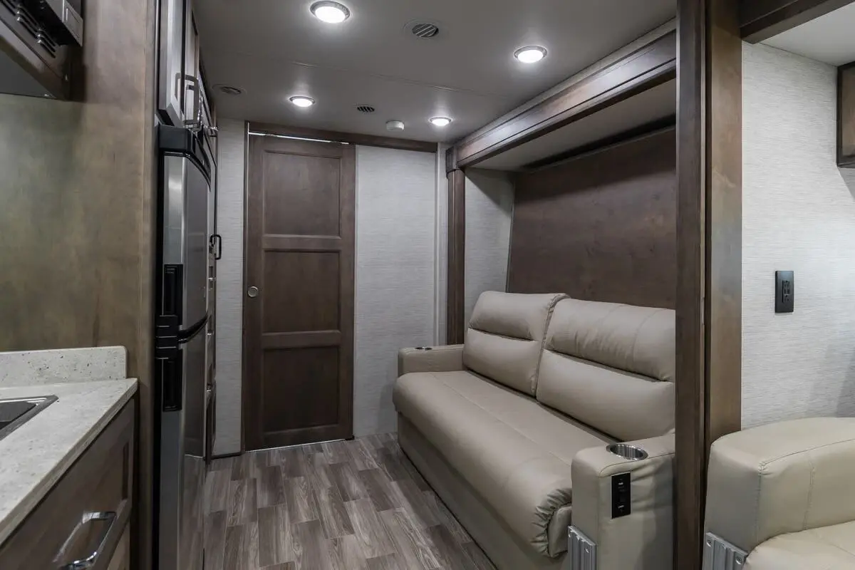 2023 Tiffin Motorhomes Wayfarer