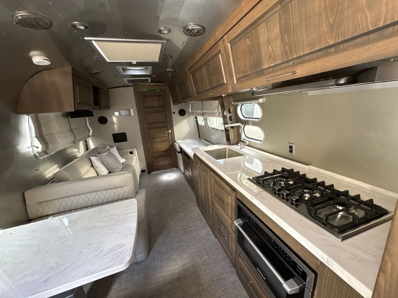 2024 Airstream Classic