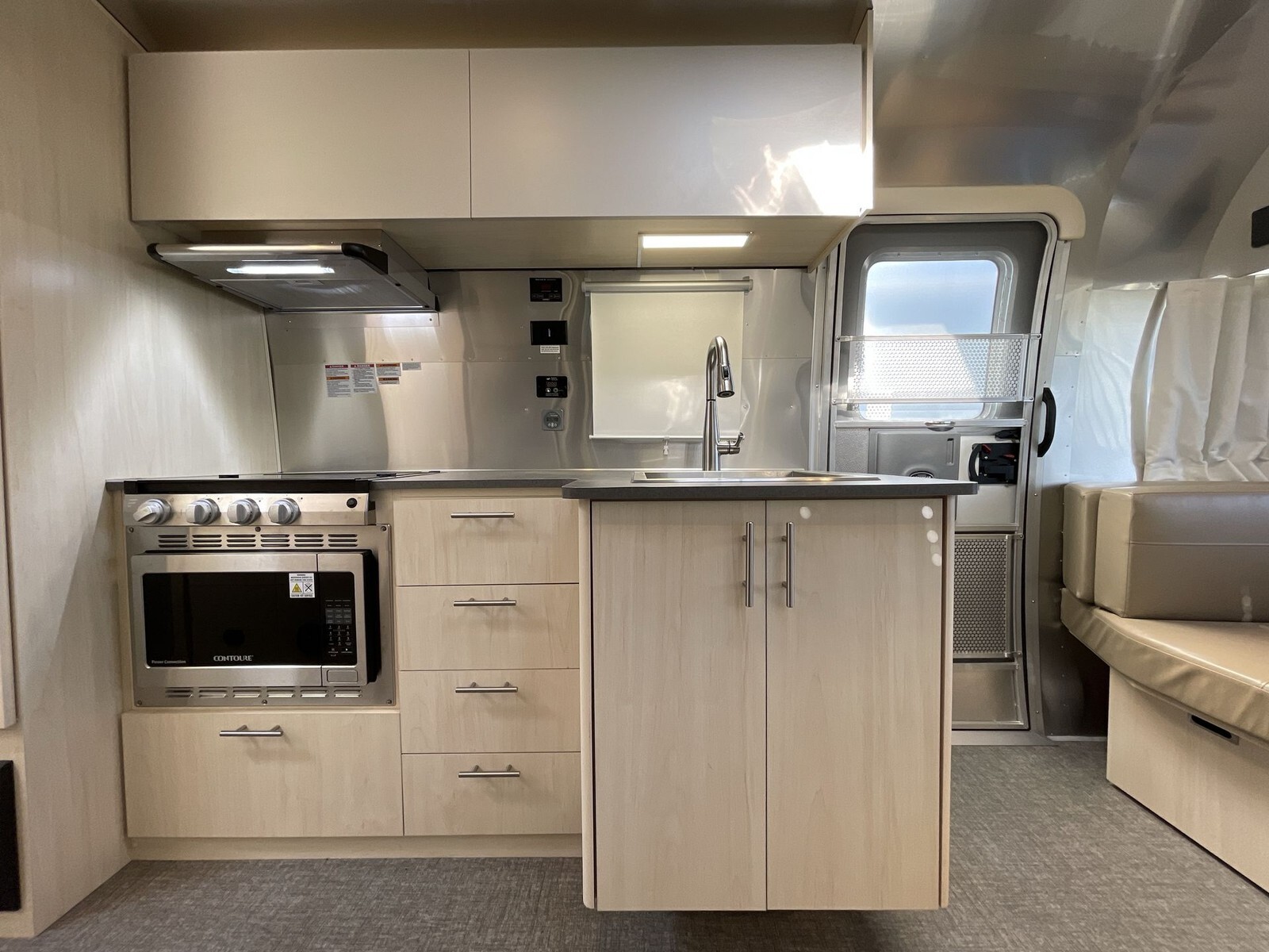 2024 Airstream Flying Cloud