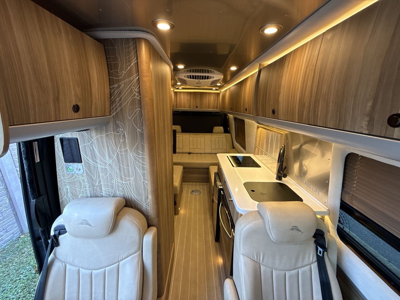 2024 Airstream Interstate