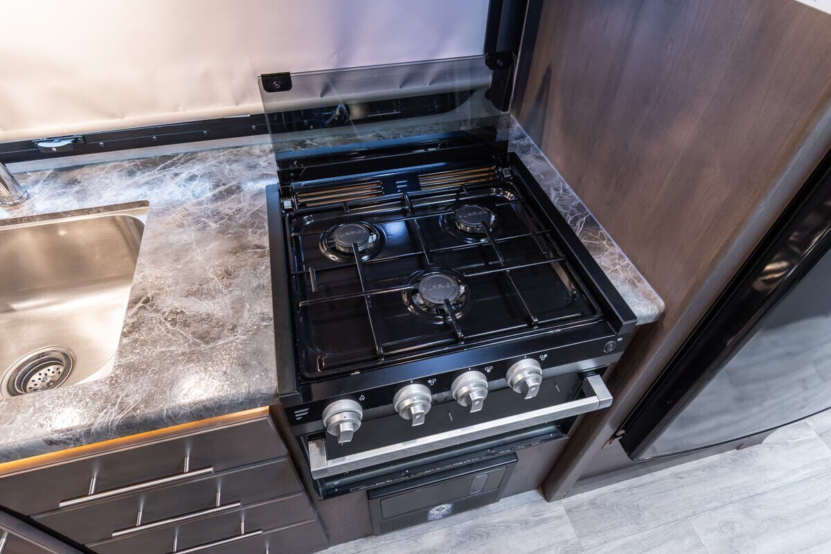 2024 Thor Motor Coach Outlaw Class C