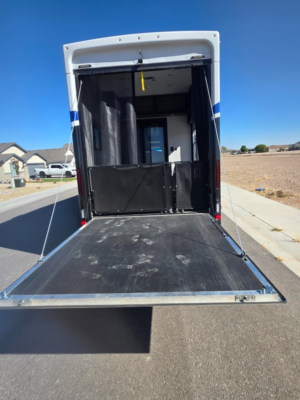 2024 Thor OUTLAW Toy Hauler