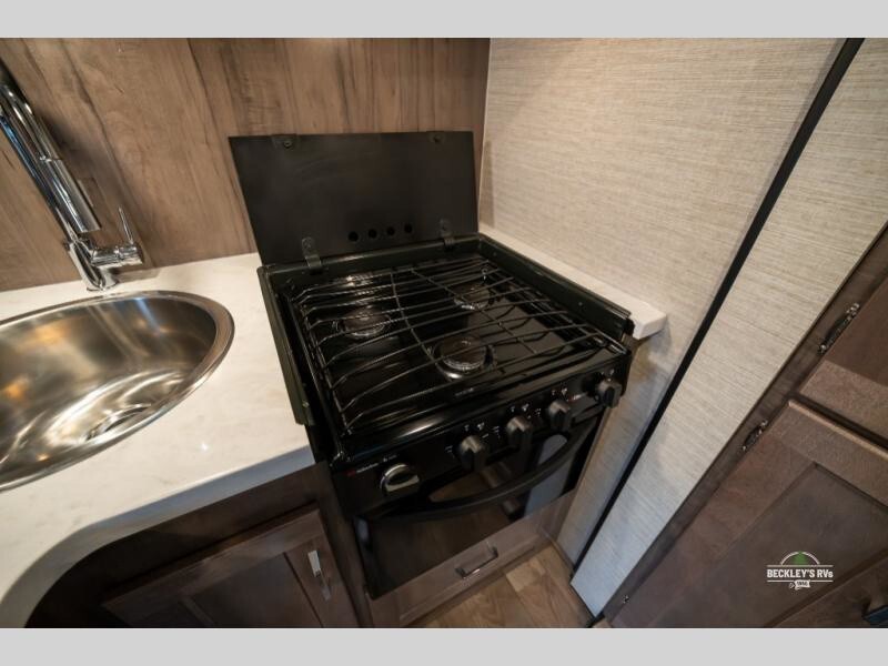 2024 Winnebago Minnie Winnie Motorized Class C