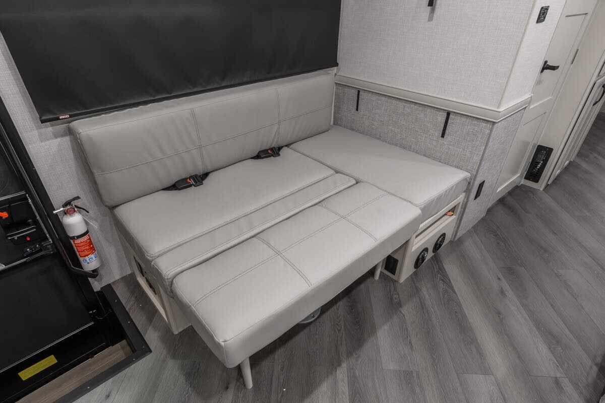 2025 Fleetwood Fortis