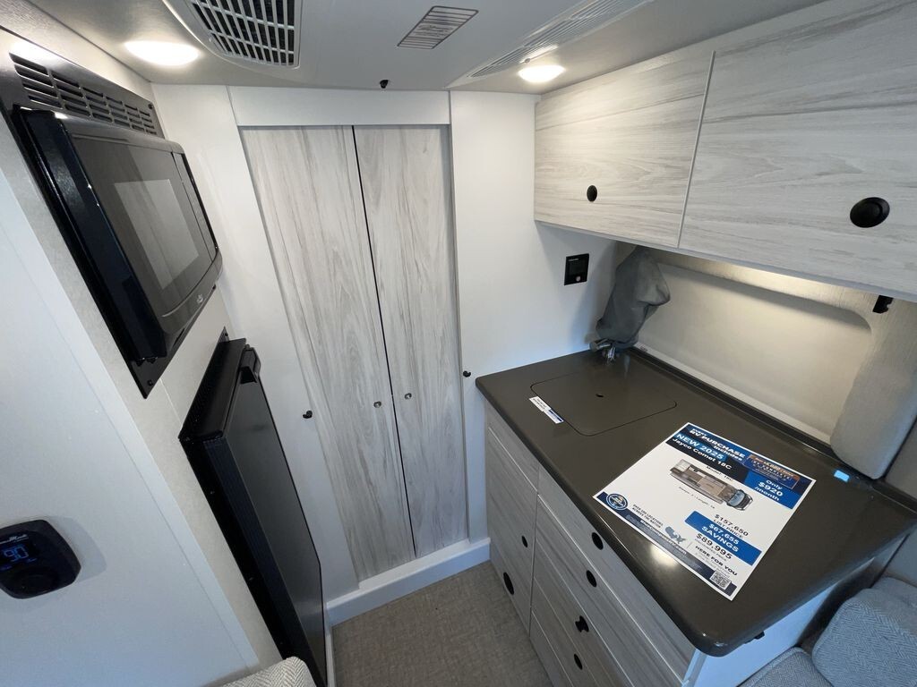 2025 Jayco Comet