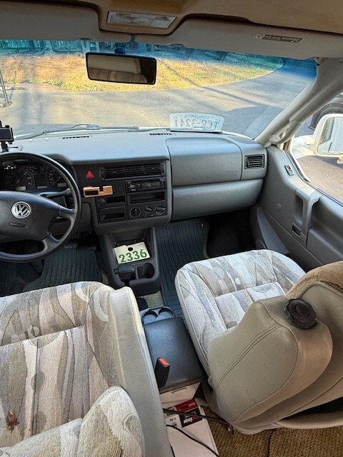 2001 Winnebago Rialta