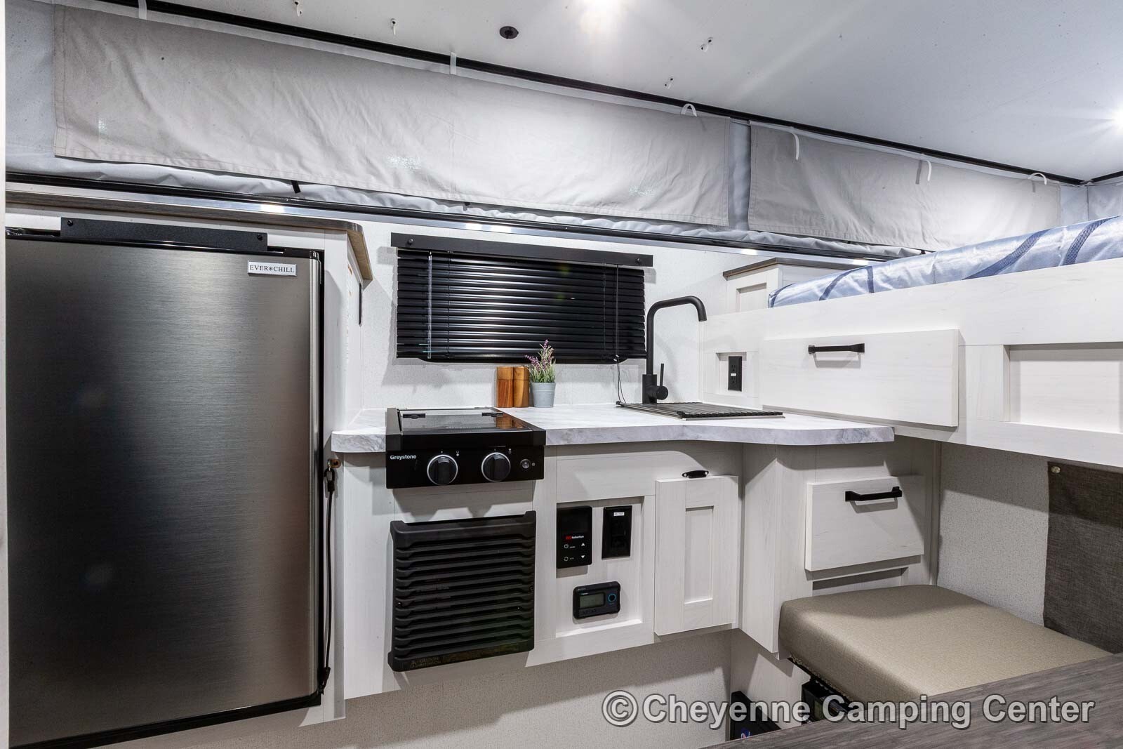 2025 Palomino BackPack Edition SS-1251 Pop-Up Truck Camper Truck camper