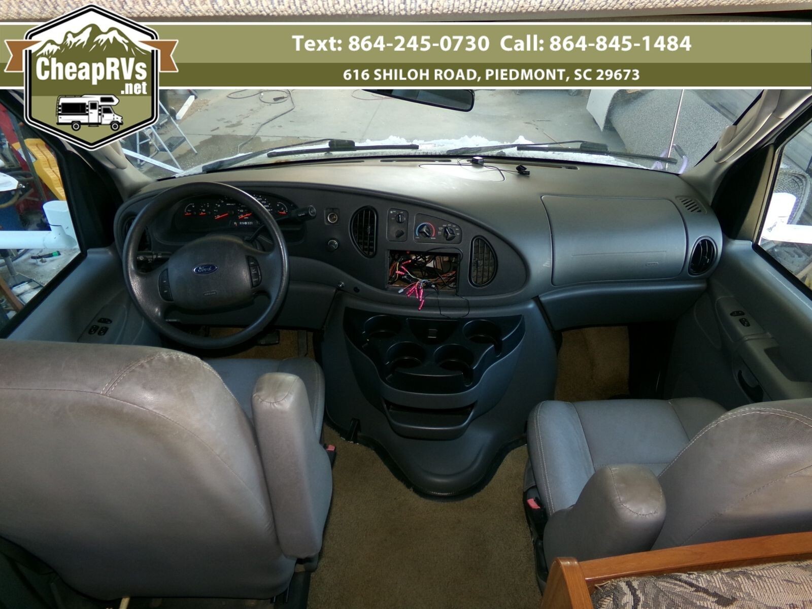 2006 Coachmen freelander3100so Motorized Class C