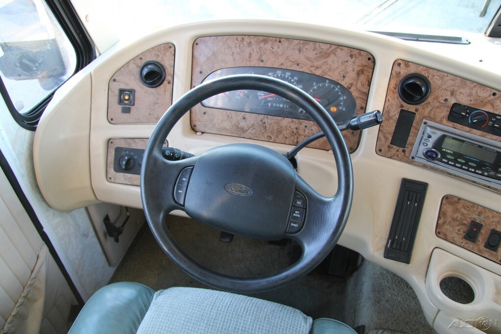 1998 Coachmen Catalina RV Motorized Class C