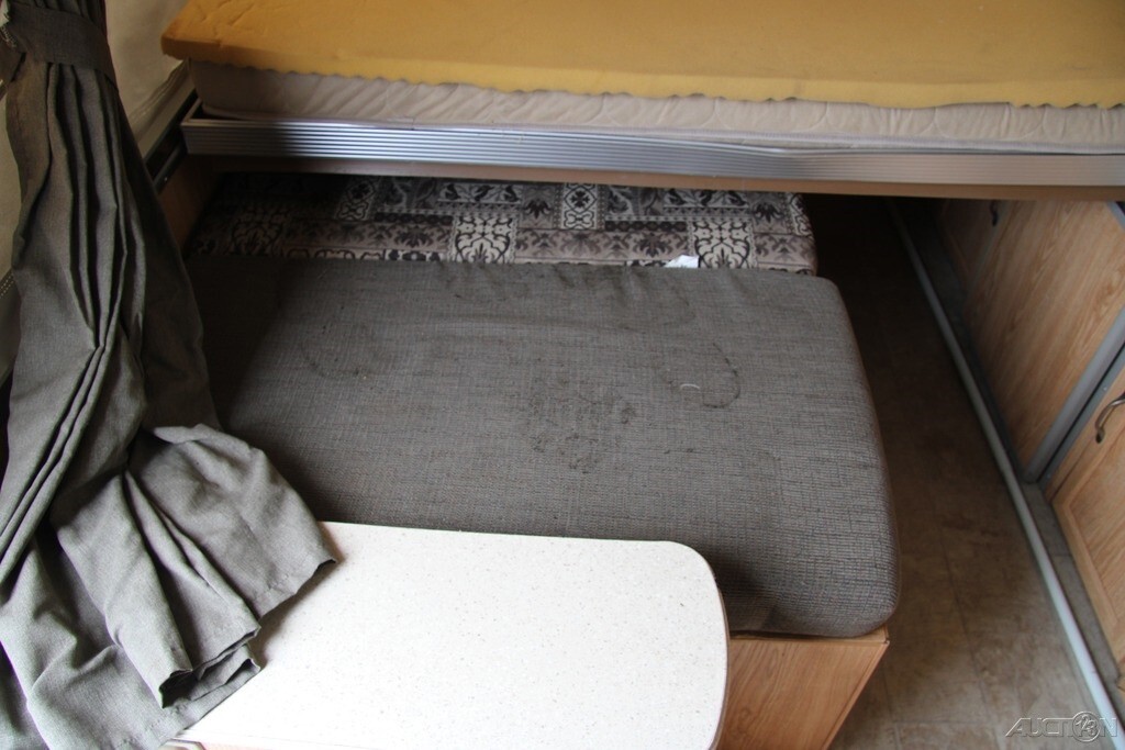 2009 Palomino Banshee Pop Up Pop-Up