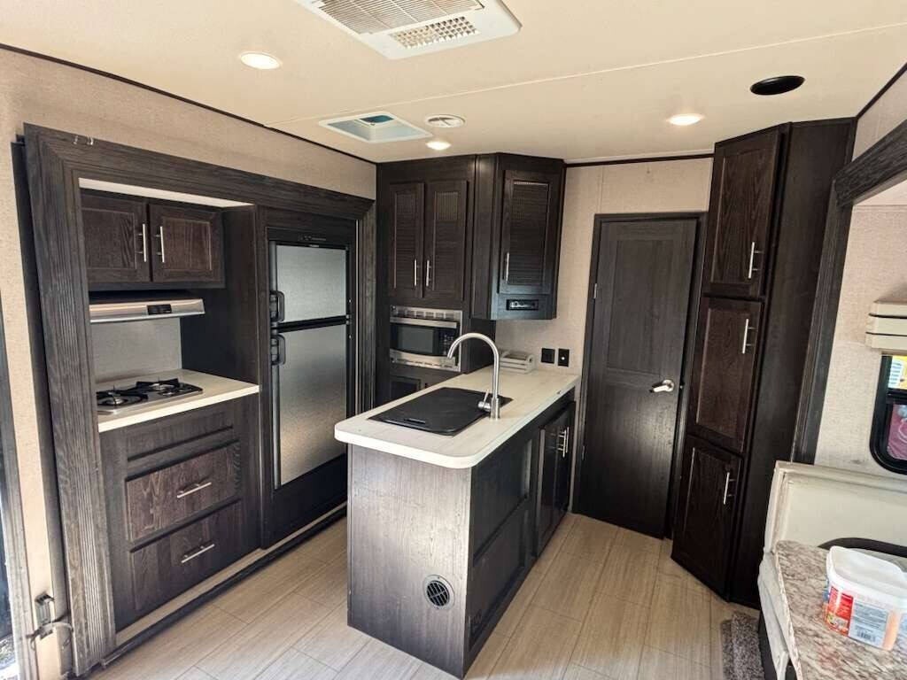 2018 Forest River HYPER LITE XLR Toy Hauler