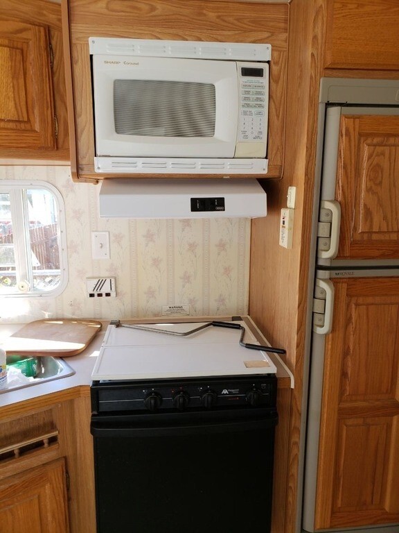 1997 Sunnybrook Travel Trailer