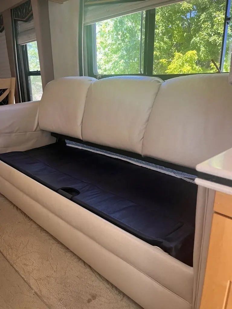 2005 Safari Gazelle Class A Motorhome