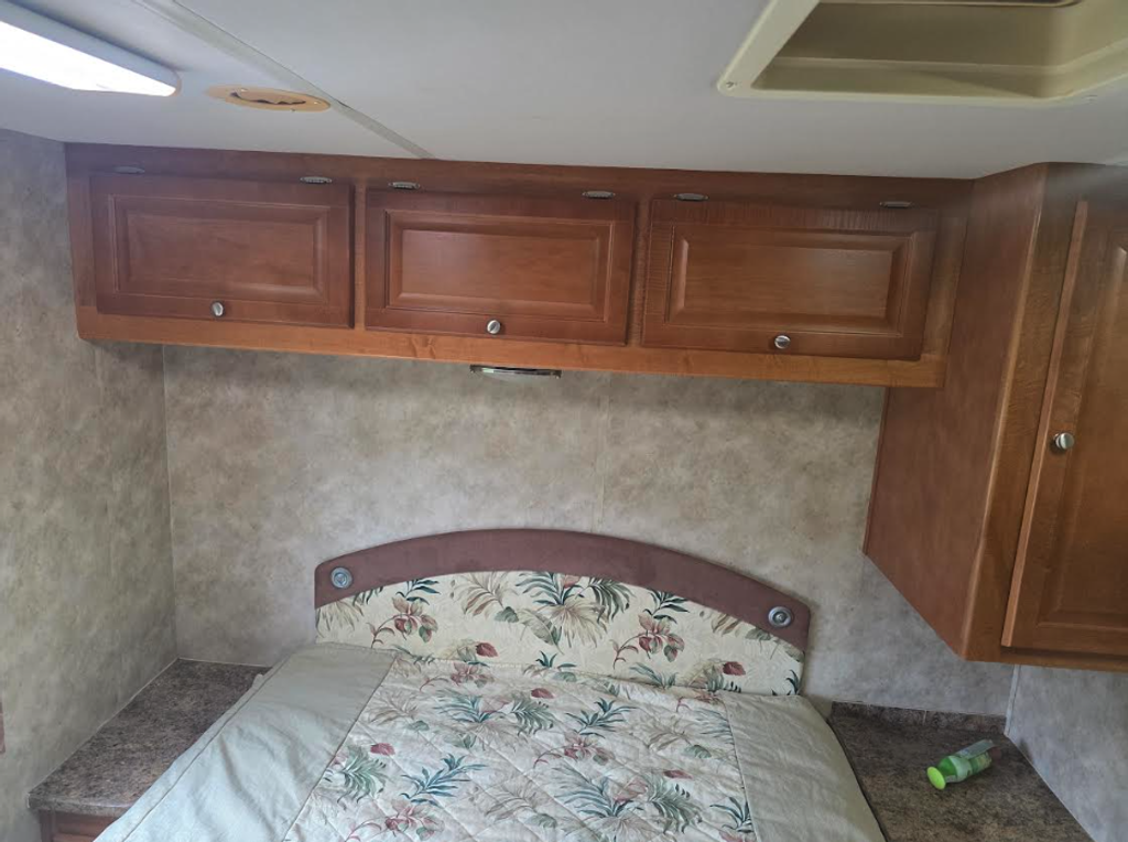 2008 Gulf Stream Independence Class A Motorhome