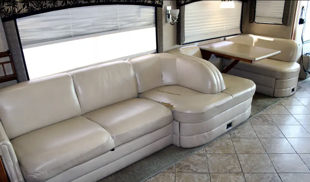 2009 Monaco Knight Class A Motorhome