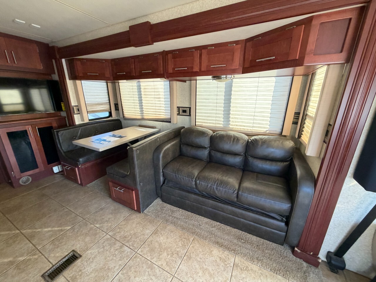 2010 Forest River Berkshire