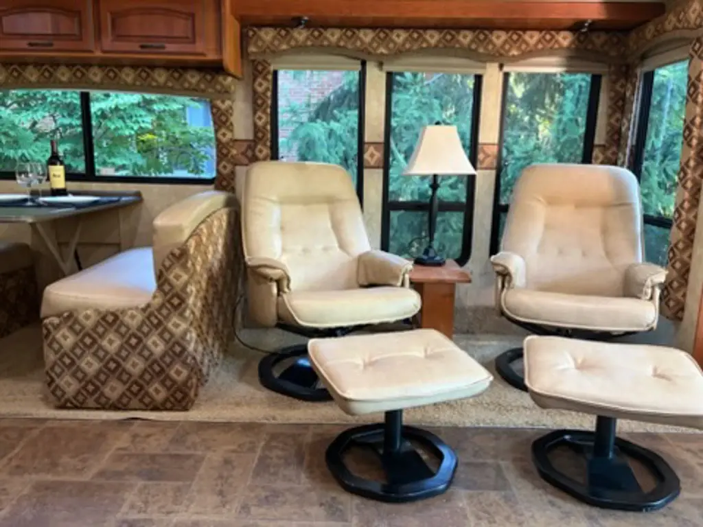 2011 Coachmen Sportscoach Class A Motorhome