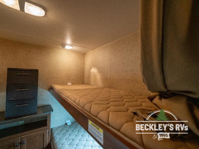 2013 Heartland Pioneer Travel Trailer