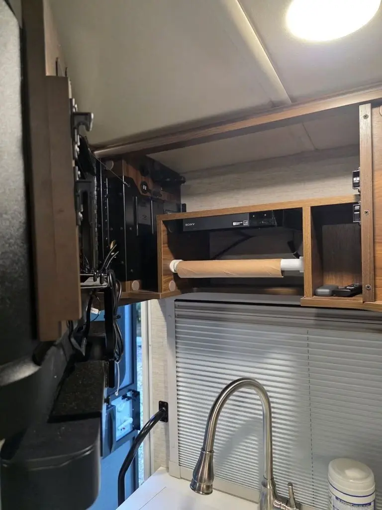 2013 Thor Motor Coach Four Winds Sprinter Class C Motorhome