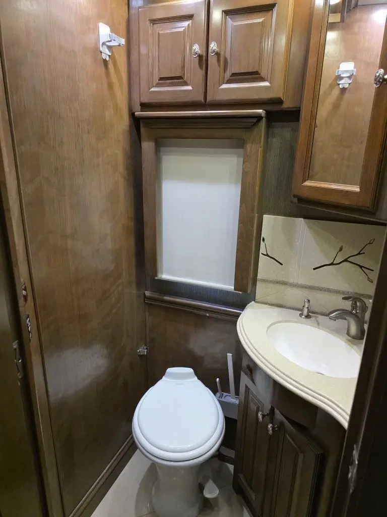 2013 Tiffin Motorhomes Phaeton Class A Motorhome