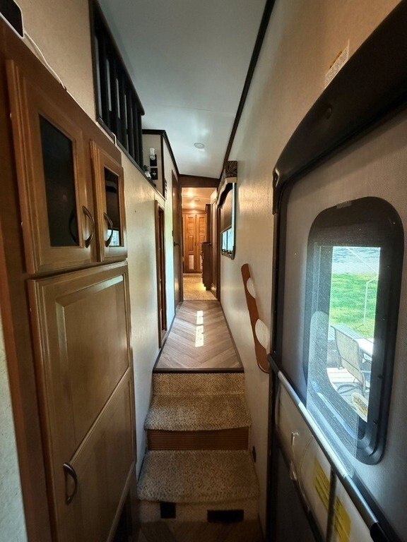 2016 Jayco North Point Fifth Wheel