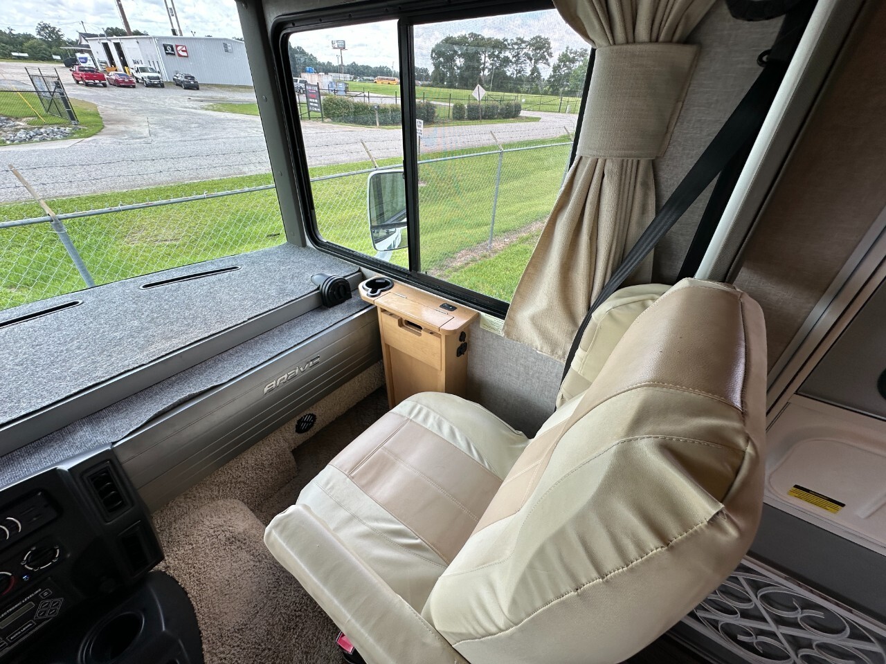 2016 Winnebago BRAVE