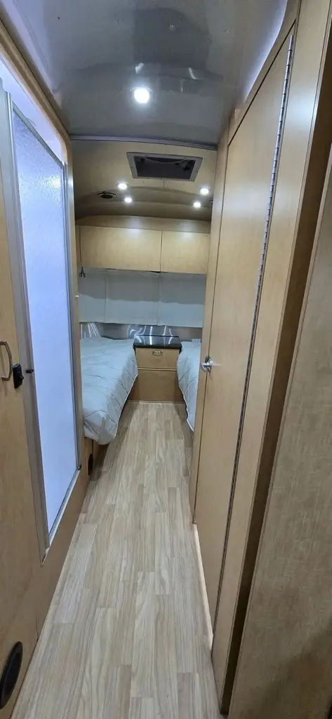 2017 Airstream Flying Cloud Travel Trailer