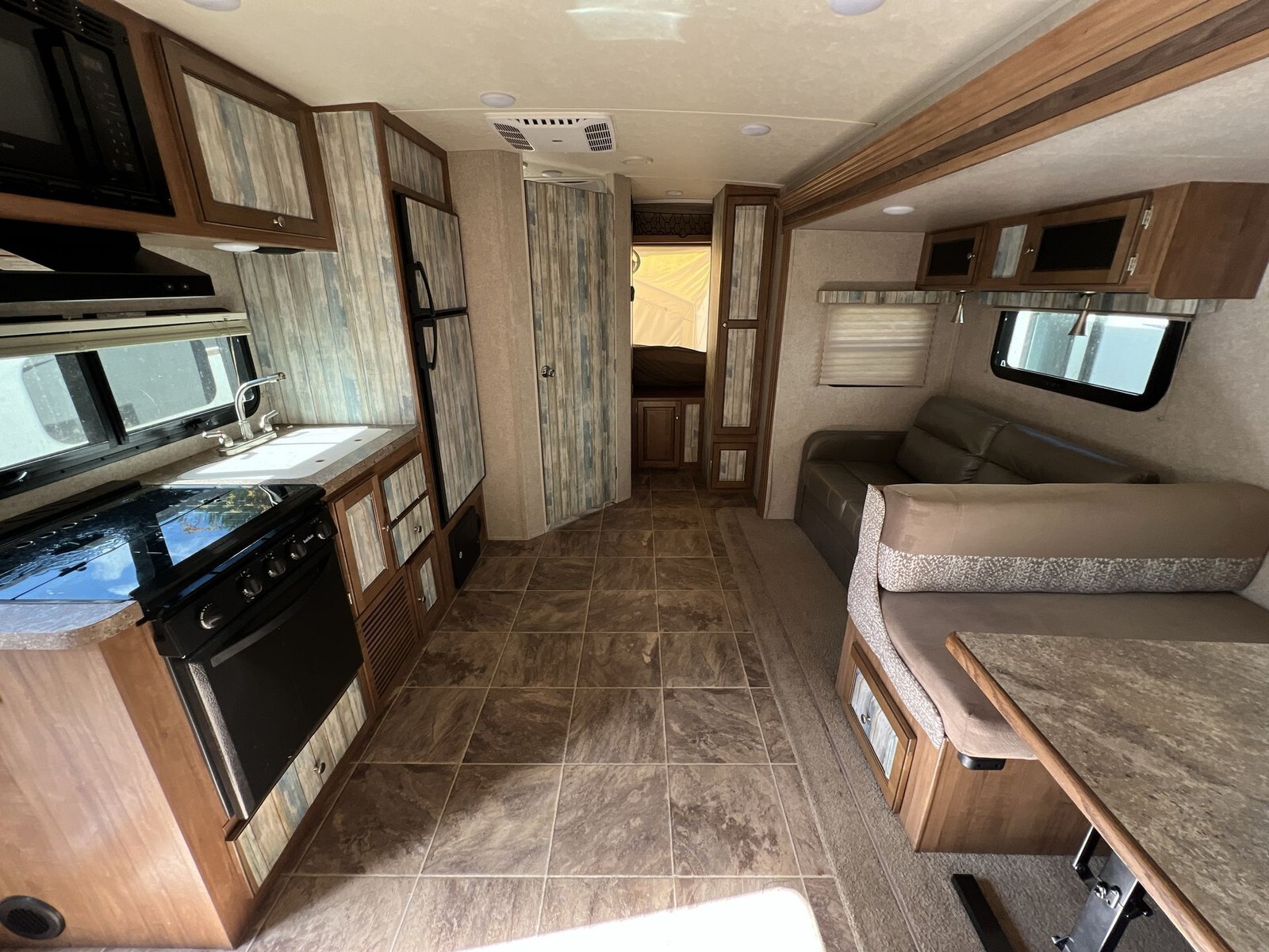 2017 Forest River Rockwood Roo