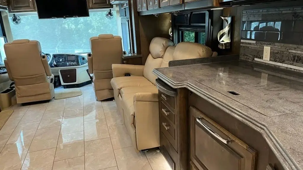 2017 Tiffin Motorhomes Phaeton Class A Motorhome