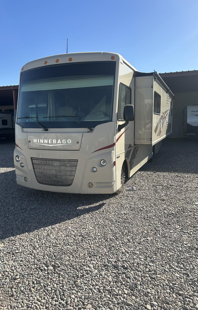 2017 Winnebago Sunstar Class A Motorhome