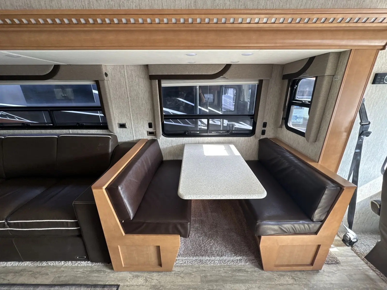 2018 Newmar Bay Star Sport