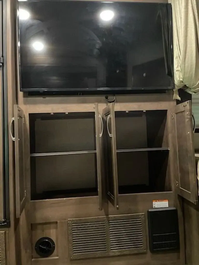 2019 Jayco Redhawk Class C Motorhome