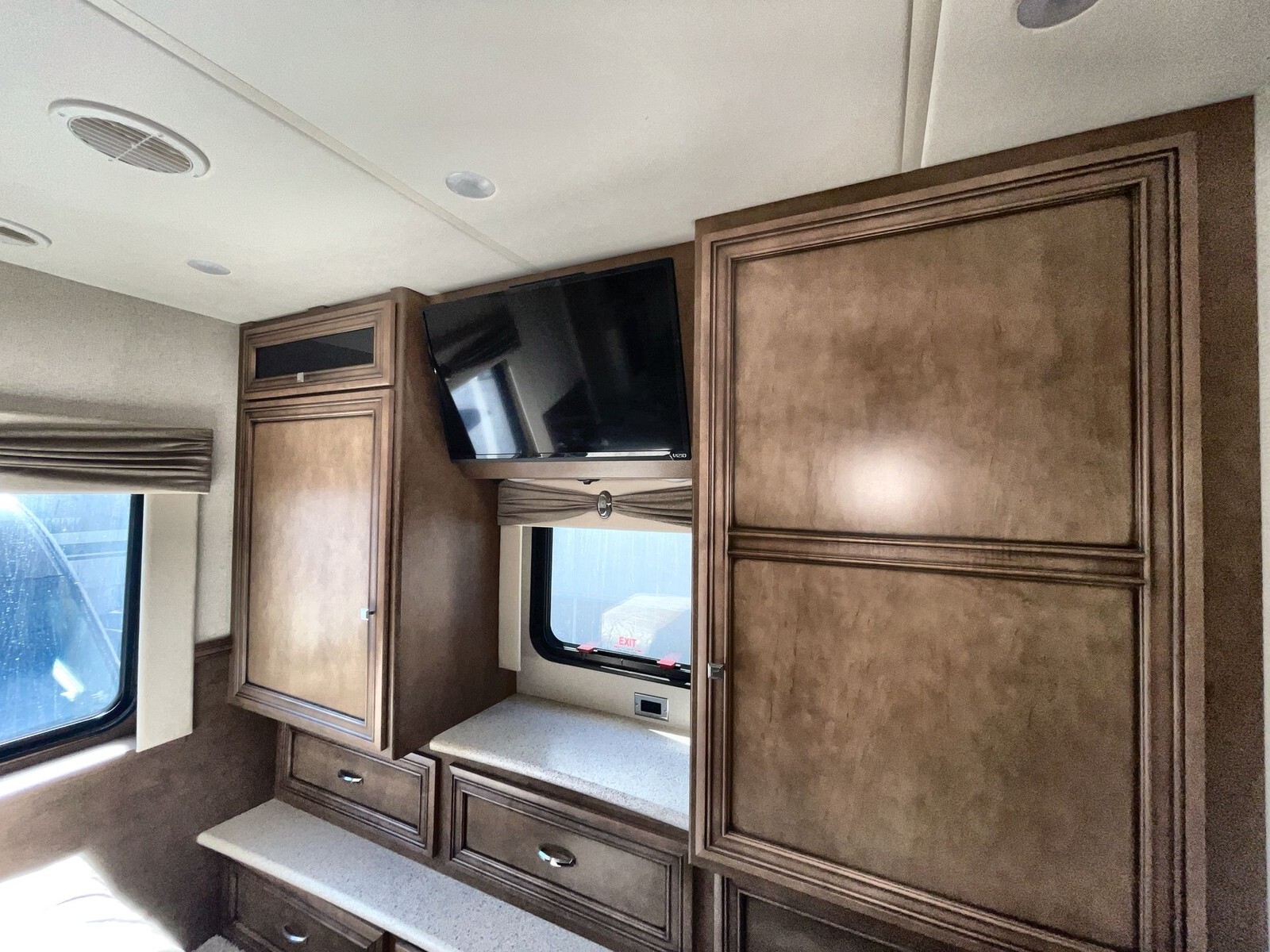 2019 Newmar Bay Star