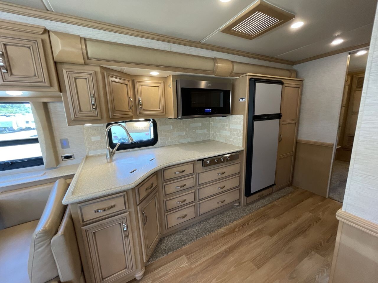 2020 Newmar Kountry Star